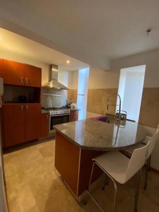 Hermoso Departamento En Bosques De Las Lomas Dos Habitaciones Città del Messico Esterno foto